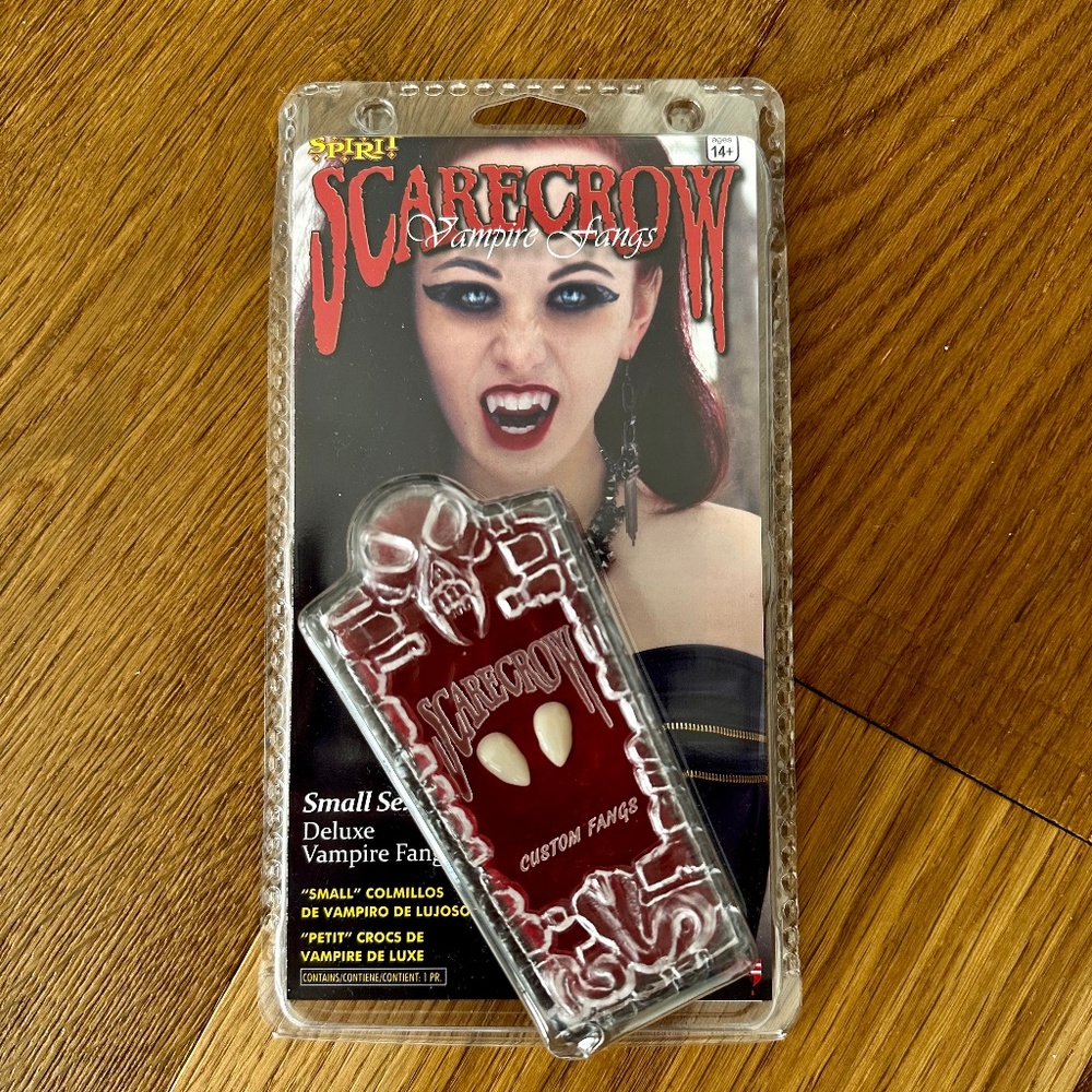 Scarecrow Deluxe Vampire Fangs, Small